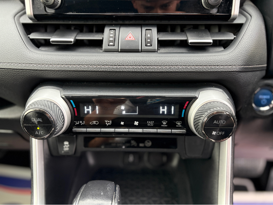 2022 Toyota Rav4 2.5L Hybrid For Sale Images