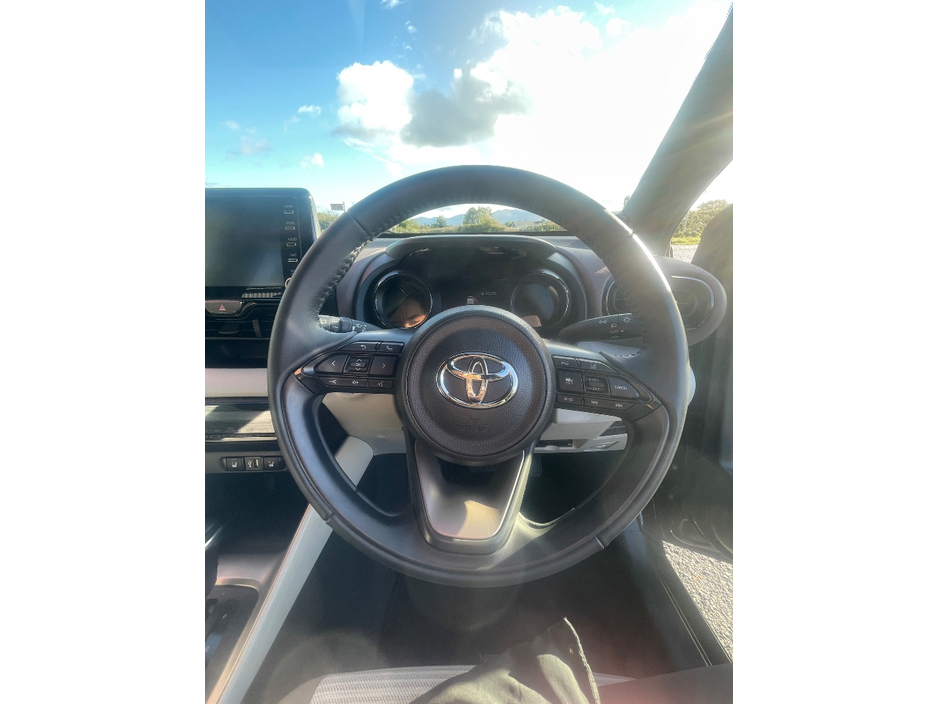 2021 Toyota Yaris 1.5L Petrol Hybrid For Sale Images