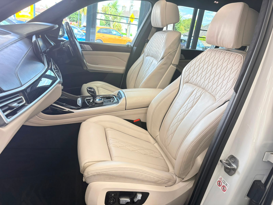 2019 BMW X7 3L Diesel For Sale Images