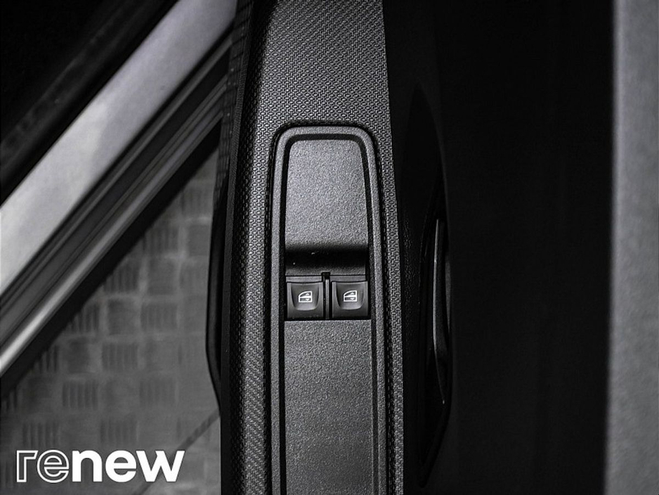 Dacia Sandero Stepway TCe 90 STEPWAY Essential — thumbnail 25