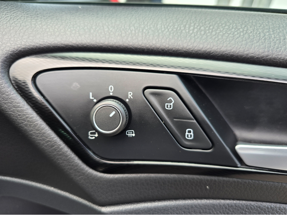 2016 Volkswagen Golf 2.0L Diesel For Sale Images