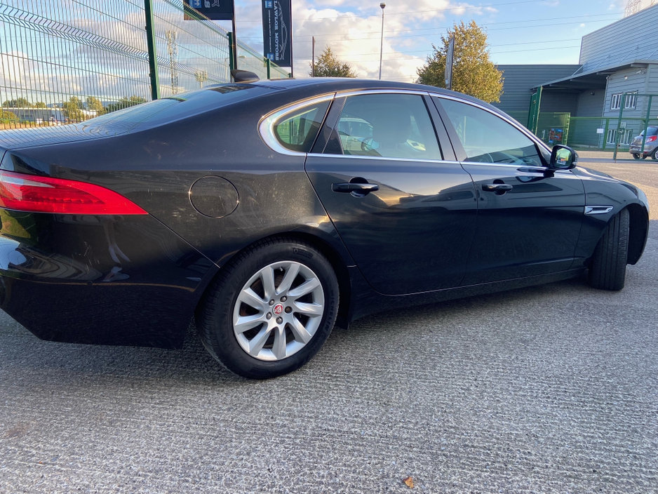 2015 Jaguar XF 2L Diesel For Sale Images