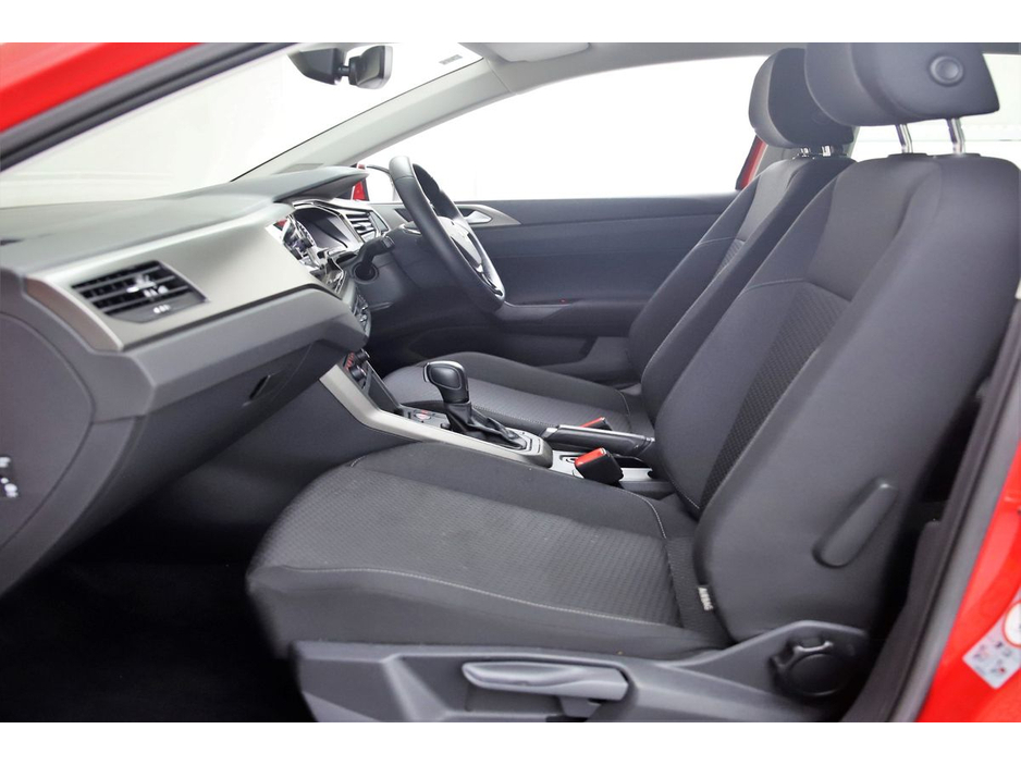 Volkswagen Polo 1.0 TSI DSG *VERY LOW KMS*UPGRADED 17" ALOYS*REVERSE CAM*PARK SENSORS* — thumbnail 15