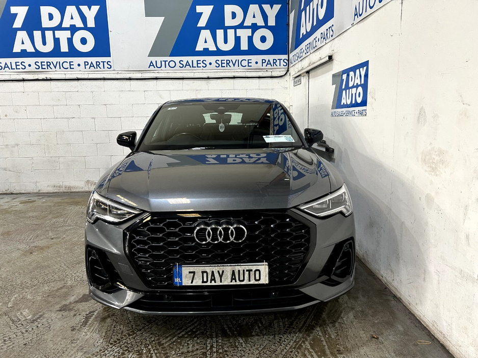 2022 Audi Q3 1.4L Petrol Plug-in Hybrid For Sale Images
