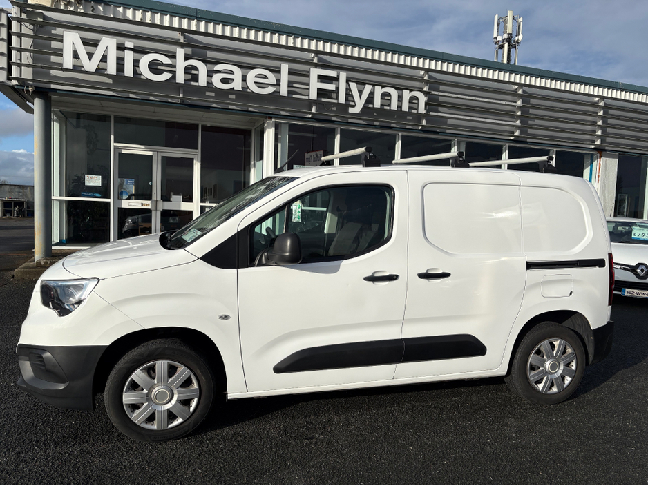 2021 Opel Combo 1.5L Diesel For Sale Images