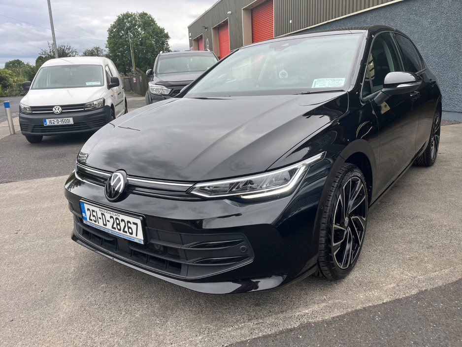 2025 Volkswagen Golf 1.5L Petrol For Sale Images