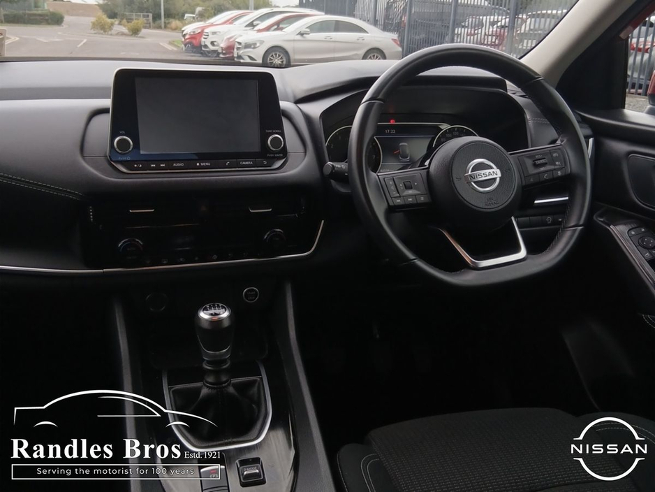 Nissan Qashqai 1.3 PET SV — thumbnail 12