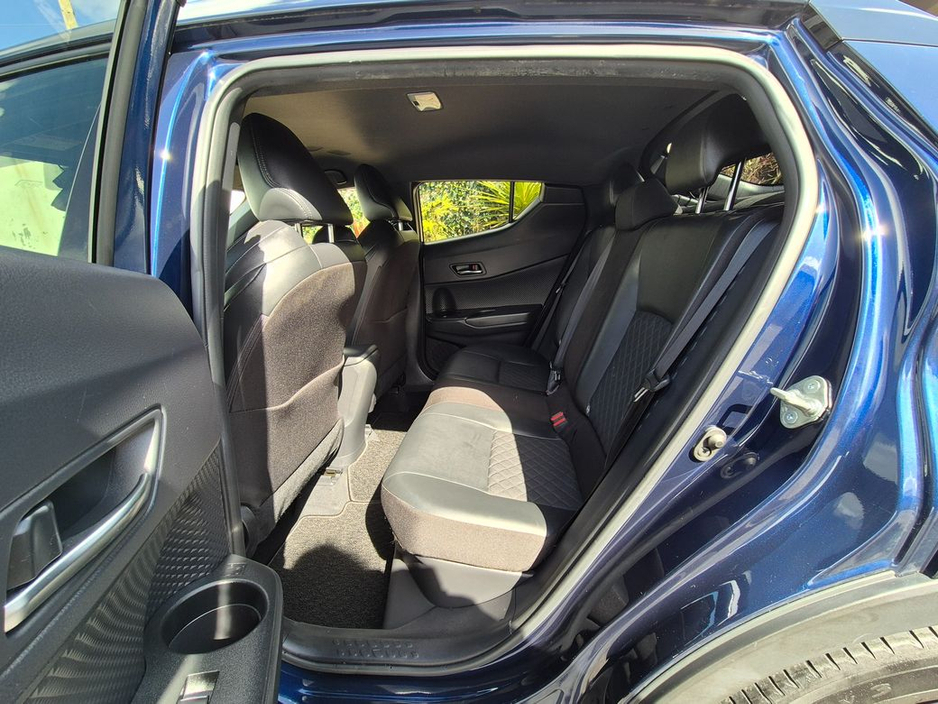 Toyota C-HR 1.8 HYBRID / SOL NERO EDITION WITH SAFETY PACK / TAX €160 — thumbnail 31