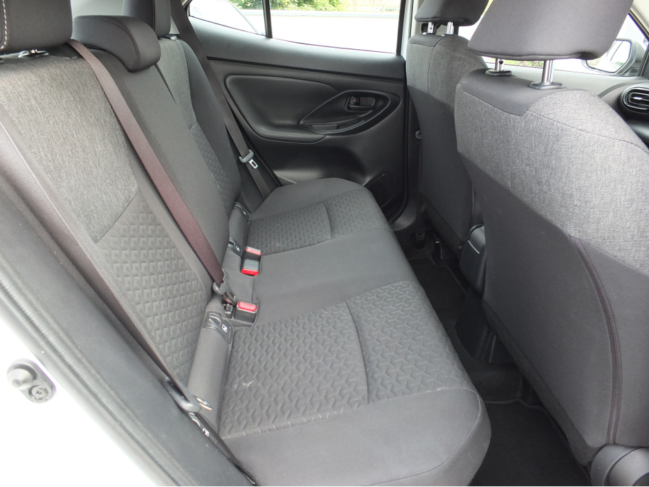 2023 Toyota Yaris Cross 1.5L Petrol Hybrid For Sale Images