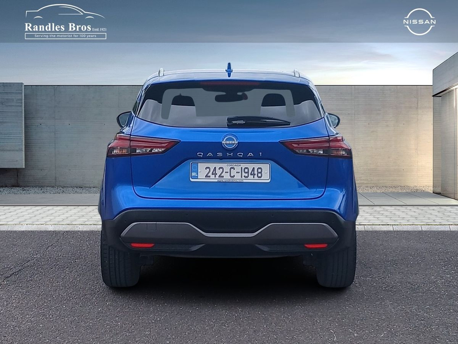 Nissan Qashqai 1.3 PET MILD HYBRID SV PREMIUM — thumbnail 8