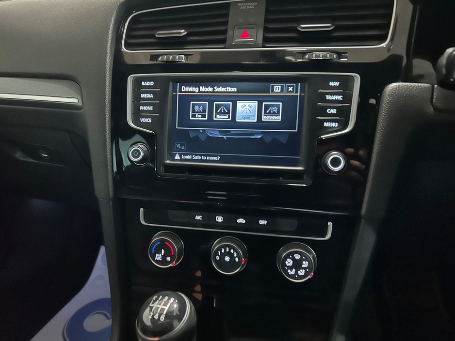 2016 Volkswagen Golf 2L Diesel For Sale Images