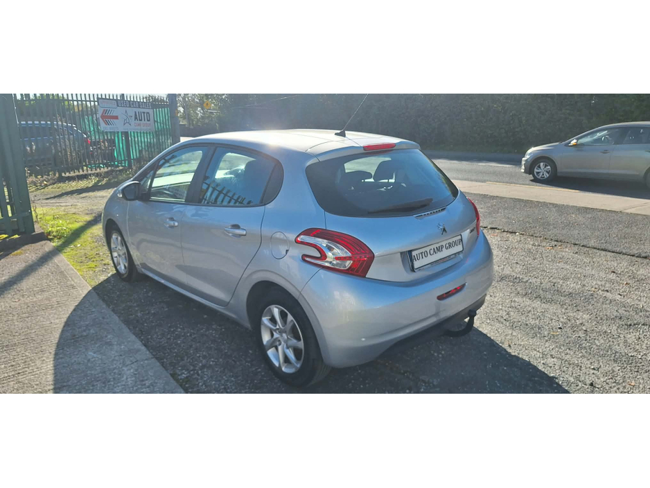 2014 Peugeot 208 1.4L Diesel For Sale Images