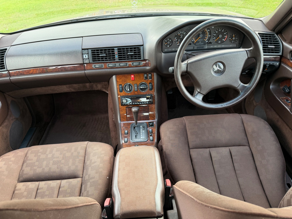 1991 Mercedes-Benz 300 3.2L Petrol For Sale Images
