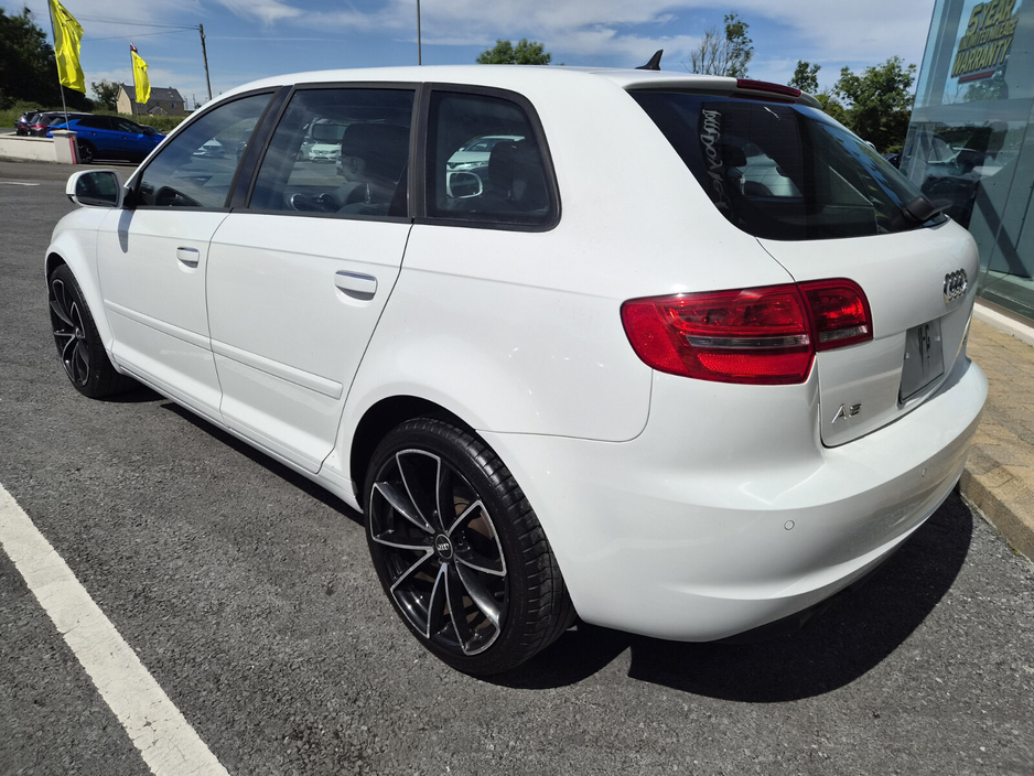 Audi A3 1.4 TFSI S TRONIC — thumbnail 5
