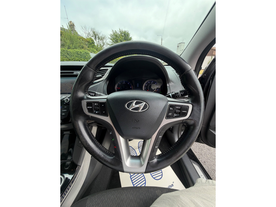2013 Hyundai i40 1.7L Diesel For Sale Images