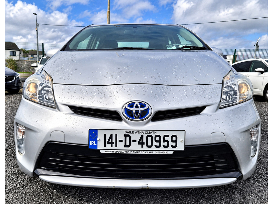 2014 Toyota Prius 1.8L Petrol Hybrid For Sale Images
