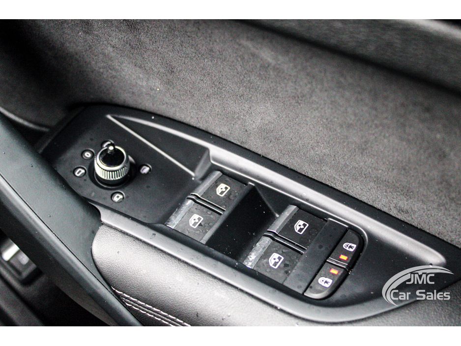 2023 Audi Q5 2L Petrol Hybrid For Sale Images