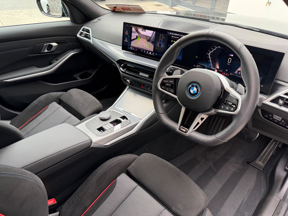 BMW 3 Series 330E M SPORT PRO — thumbnail 16