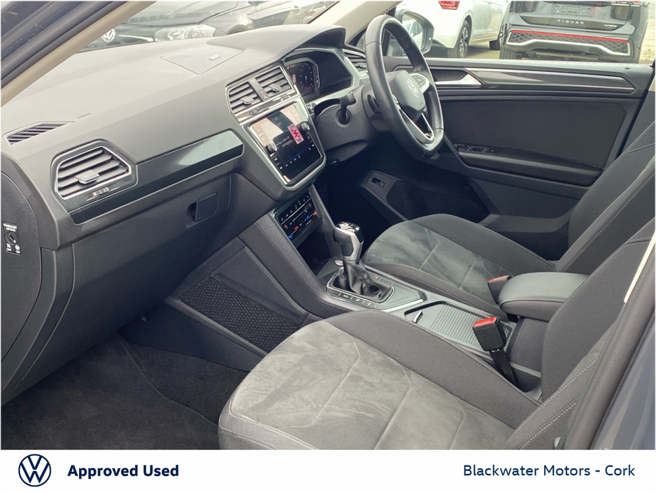 Volkswagen Tiguan 2.0TDI 150BHP ELEGANCE AUTOMATIC — thumbnail 22