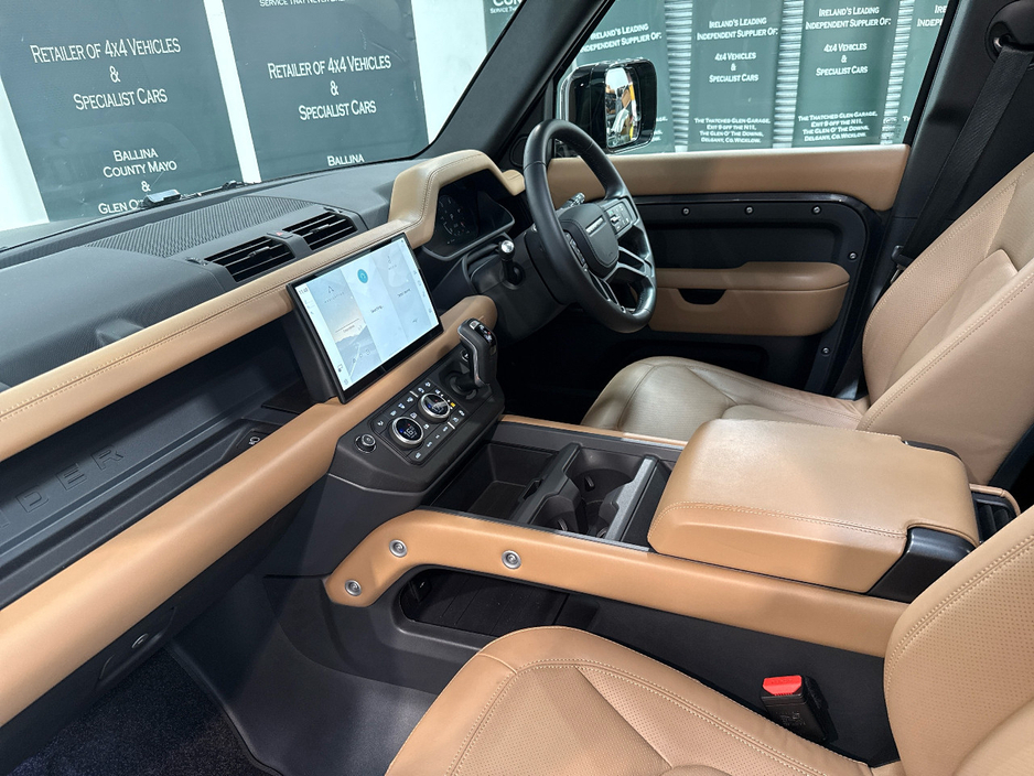 2026 Land Rover Defender 3L Diesel For Sale Images