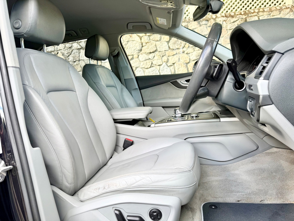 2016 Audi Q7 3L Diesel For Sale Images
