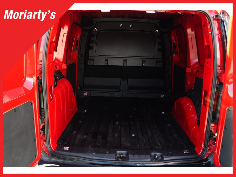 2021 Volkswagen Caddy 2L Diesel For Sale Images
