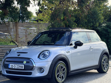 MINI Hatch COOPER SE..LEVEL 3..SUNROOF..DOUBLE PAN ROOF..LOW MILES..HUGE SPEC