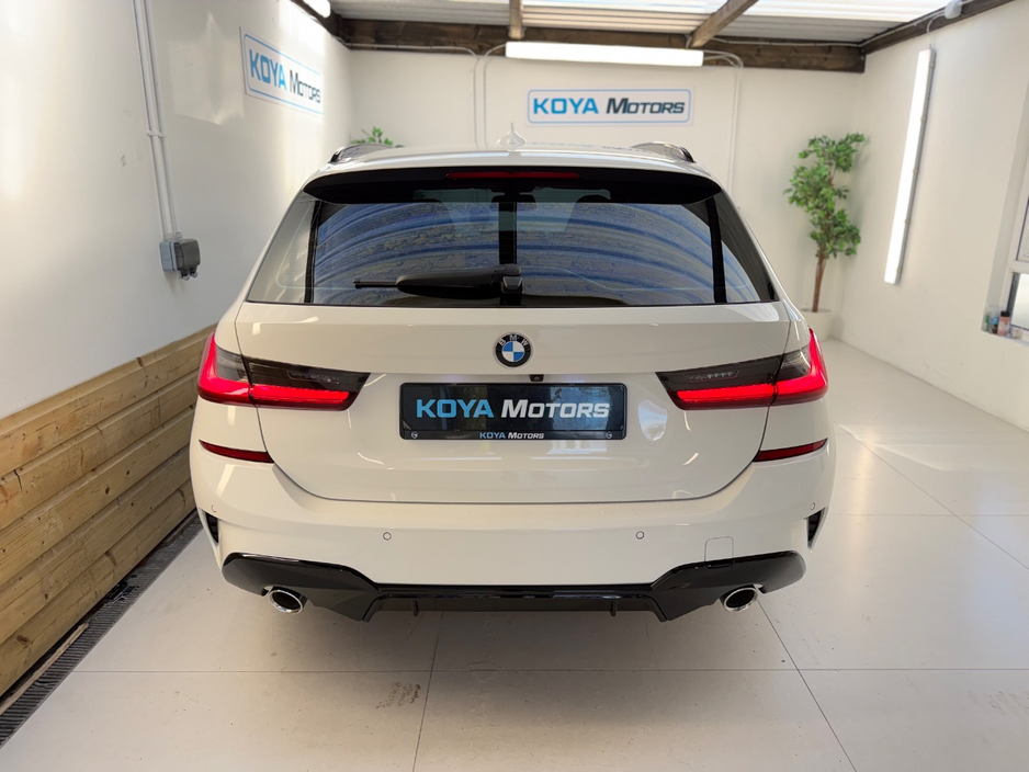 BMW 3 Series 320D M-SPORT PRO X-DRIVE M-PERFORMANCE 2.0 DIESEL AUTOMATIC // M3 UPGRADED WHEEL PACKAGE // FULL M-PERFORMANCE KIT // PRO MEDIA PACK // APPLE CARPLAY // PRIVACY PACK // AA APPROVED DEALER 2026 — thumbnail 13