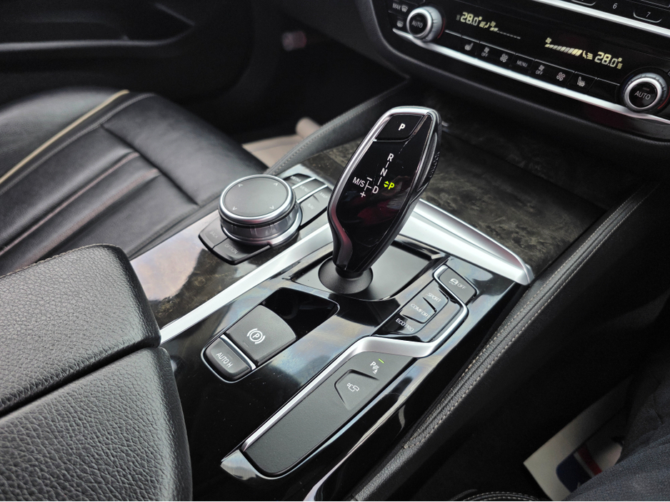 2017 BMW 5 Series 2.0L Diesel For Sale Images