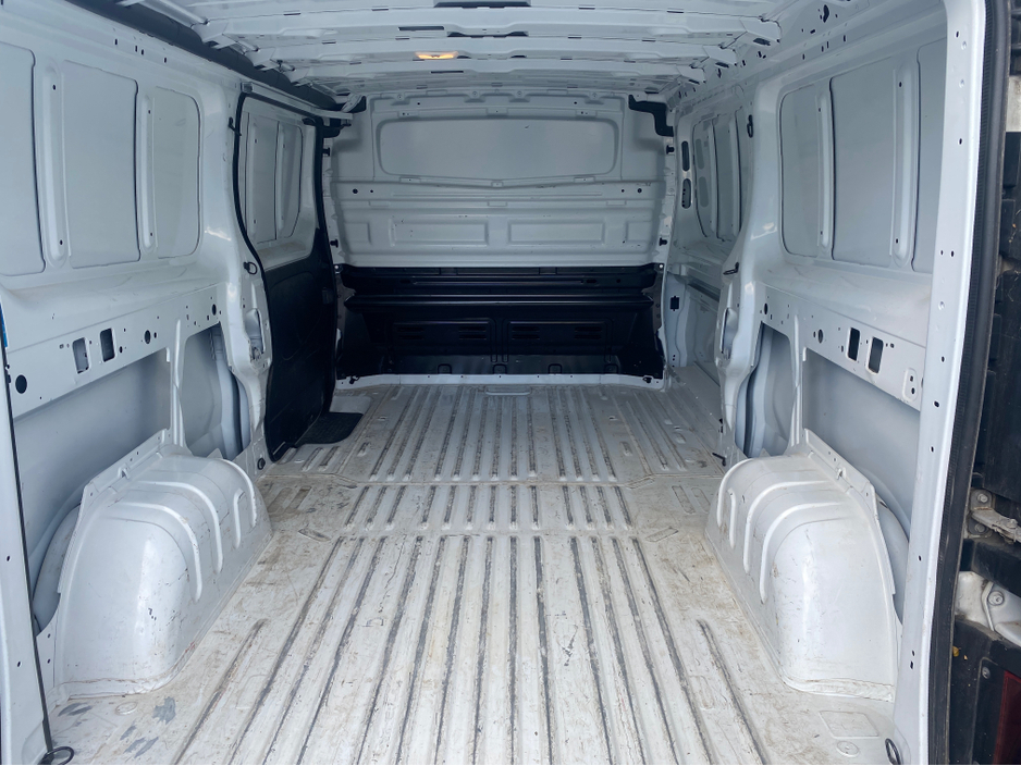 2023 Renault Trafic 2L Diesel For Sale Images