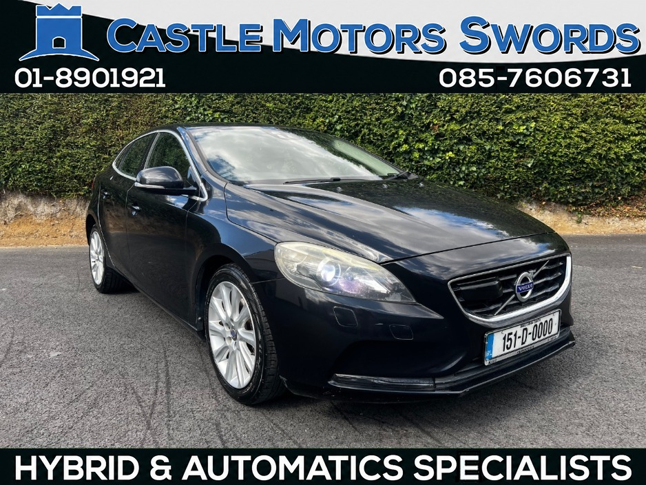 Used Volvo V40 2015 in Dublin