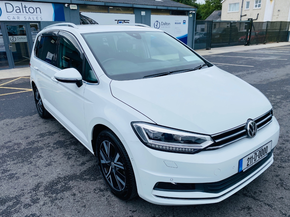 2021 Volkswagen Touran 2L Diesel For Sale Images