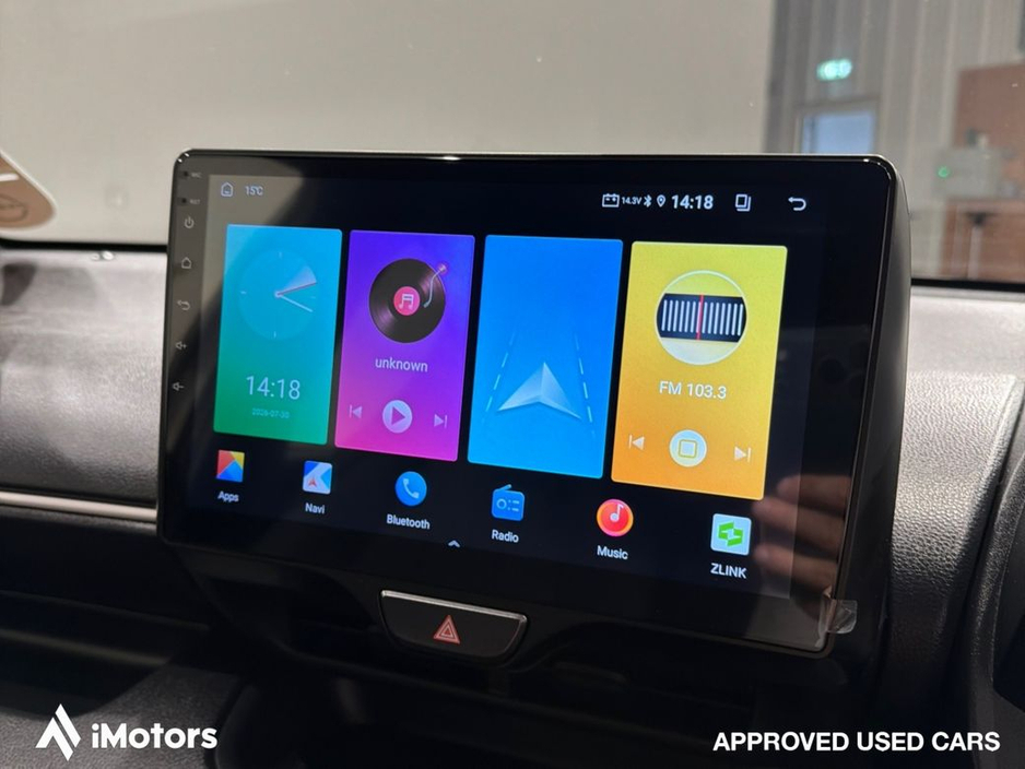 Toyota Yaris AUTOMATIC HYBRID X — thumbnail 24