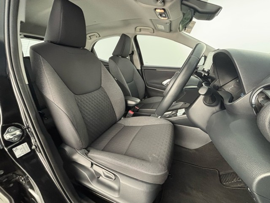 Toyota Yaris HYBRID LUNA — thumbnail 16