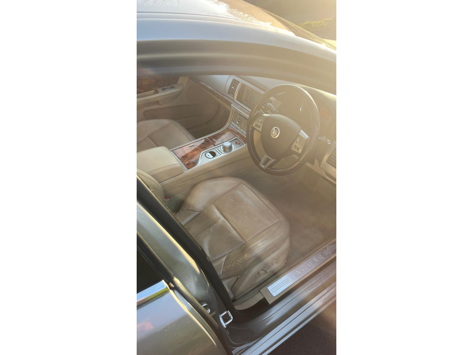 2010 Jaguar XF 3L Diesel For Sale Images