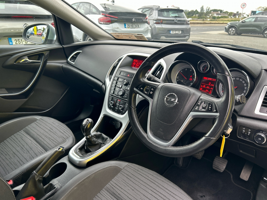 2015 Opel Astra 1.6L Diesel For Sale Images