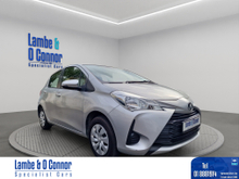 Toyota Vitz 1.0 AUTOMATIC *** SILVER MET...