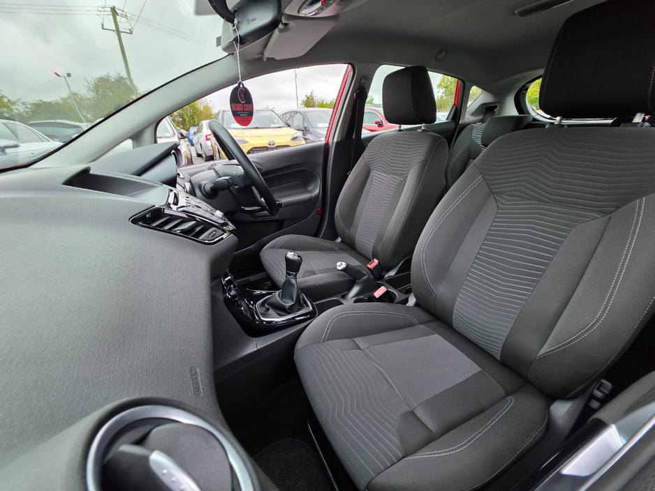 Ford Fiesta 2016 Ford Fiesta 1.0/Low mileage/Warranty — thumbnail 25