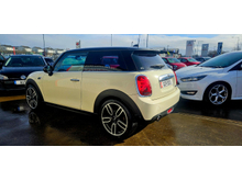 2018 MINI Cooper D 1.5L Diesel For Sale Images