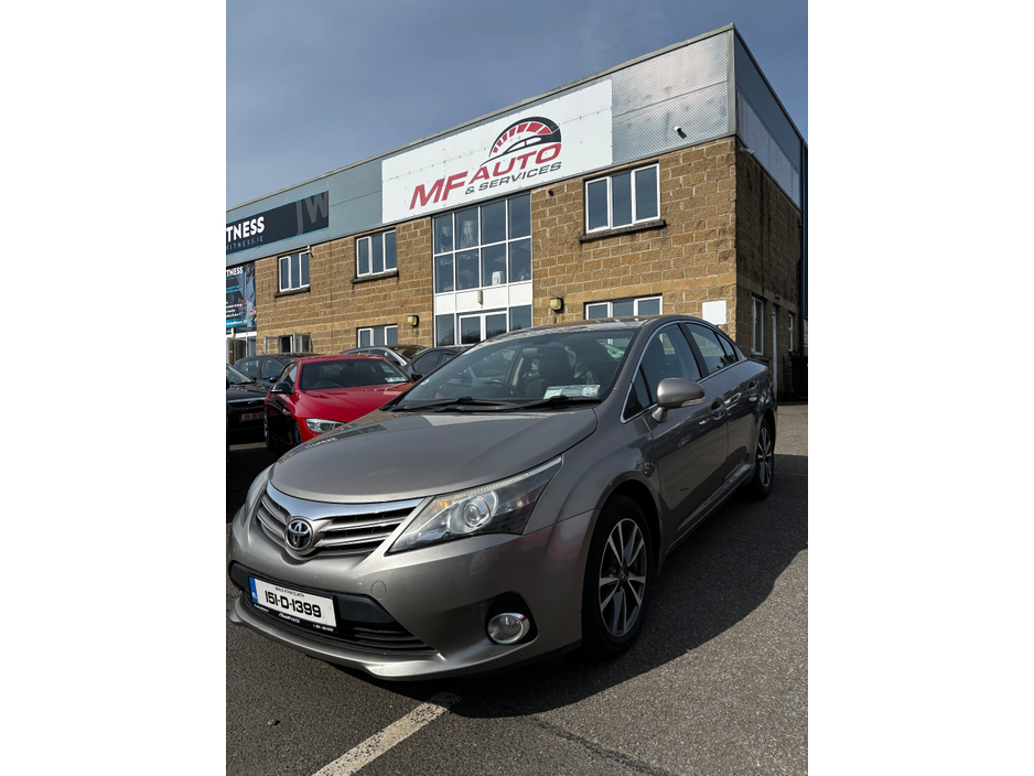 2015 Toyota Avensis For Sale Images