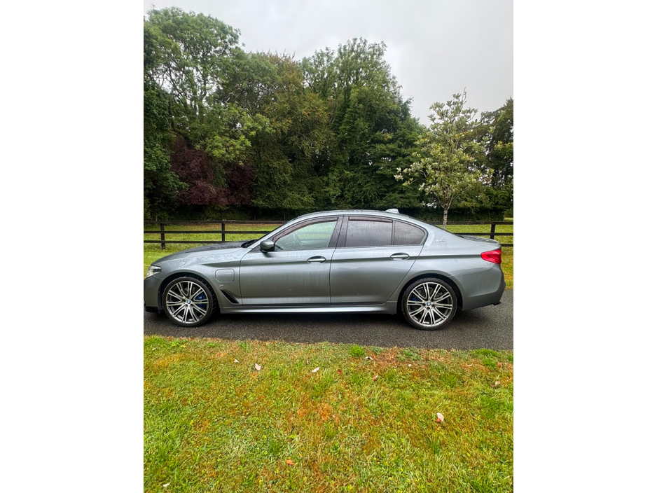 2017 BMW 5 Series 2L Petrol Plug-in Hybrid For Sale Images
