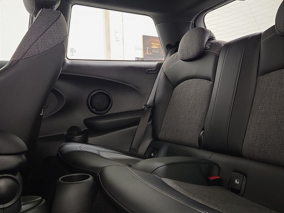 2023 MINI Hatch 0L Electric For Sale Images