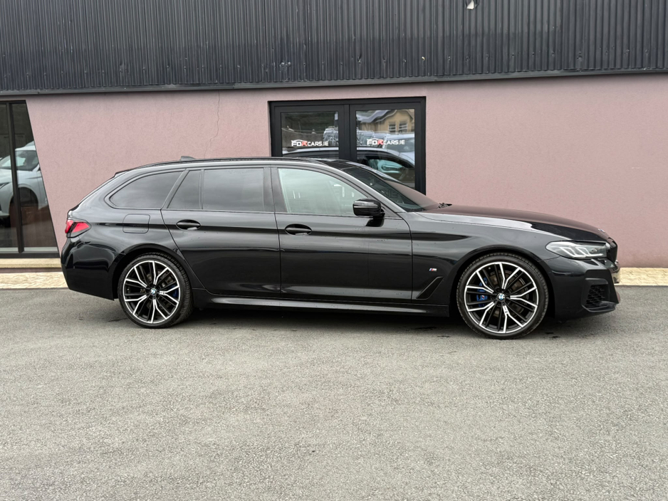 2023 BMW 5 Series 2L Diesel Hybrid For Sale Images