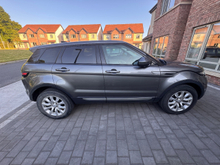 Land Rover Range Rover Evoque 2.0 ED4 SE 2WD 150BHP 5DR