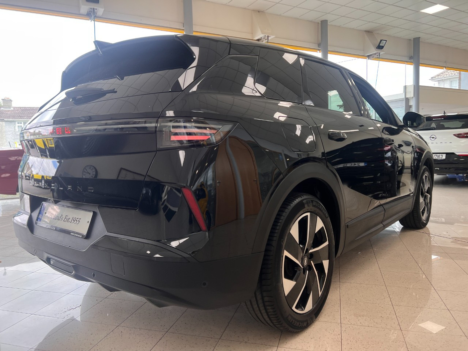 2025 Opel Grandland 1.2L Petrol Hybrid For Sale Images