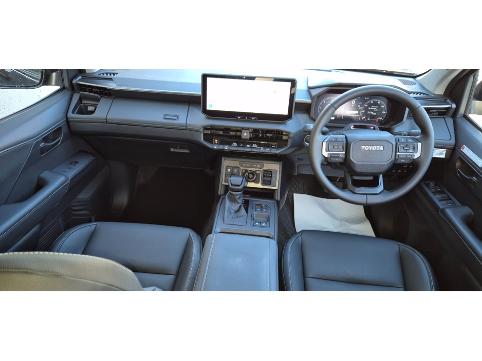 2026 Toyota Hilux 2.8L Diesel For Sale Images