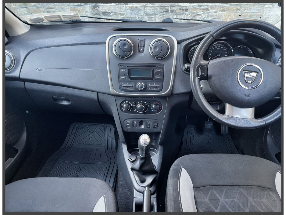 Dacia Sandero STEPWAY SIGNATURE 1.5 DCI 90 4 — thumbnail 15