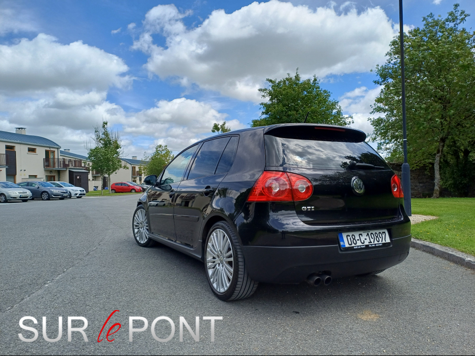 2008 Volkswagen Golf 2L Petrol For Sale Images