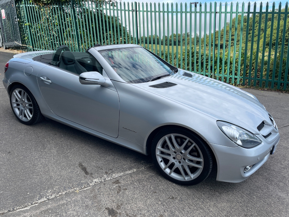 2008 Mercedes-Benz SLK Class 1.8L Petrol For Sale Images