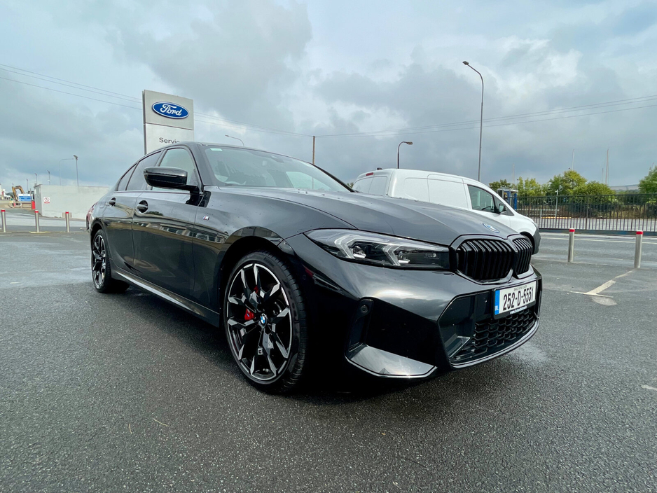 2025 BMW 3 Series 2L Petrol Plug-in Hybrid For Sale Images